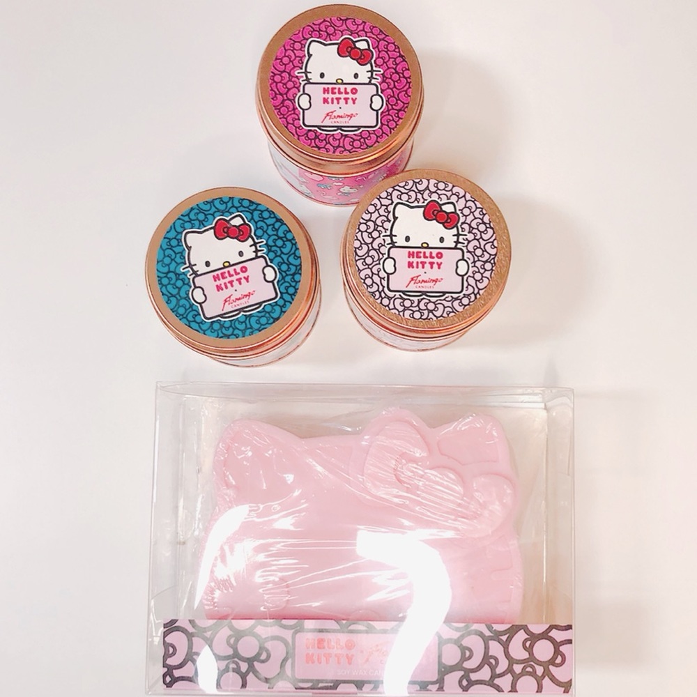 Hello Kitty x Flamingo 4 Candles